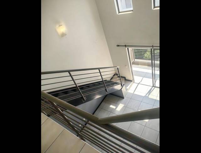 2 BEDROOM APARTMENT FOR SALE IN LONEHILL